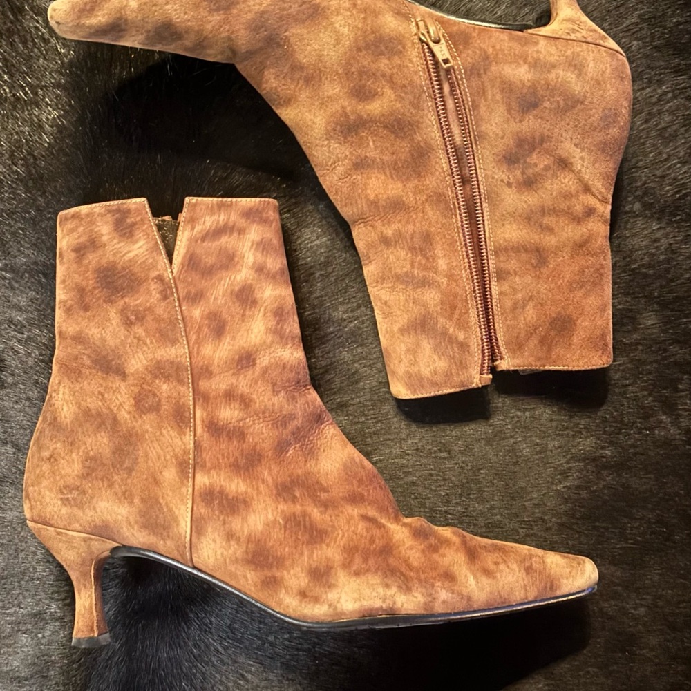 Stuart Weitzman Brown Animal Print Ankle Boots – Kitten Heel